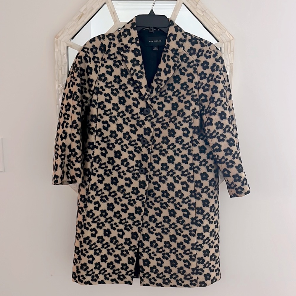Ann Taylor 3/4 Sleeve Gold and Black Floral Print Jacket Size XS